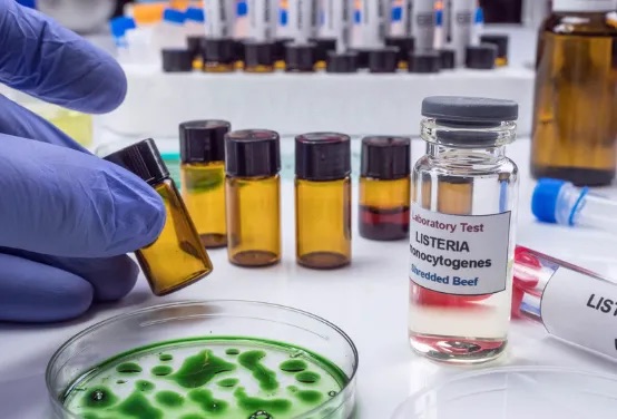 “Rail-thin” Supermodels, Drug overdoses & A Listeria outbreak&nbsp;🦠