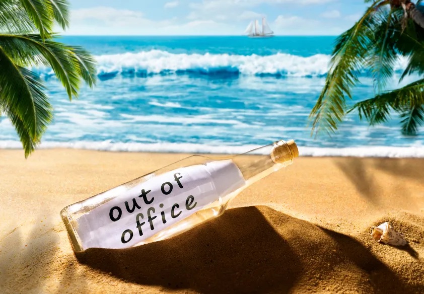 Summer Travel, Sample Sales & Wellness&nbsp;🏖️